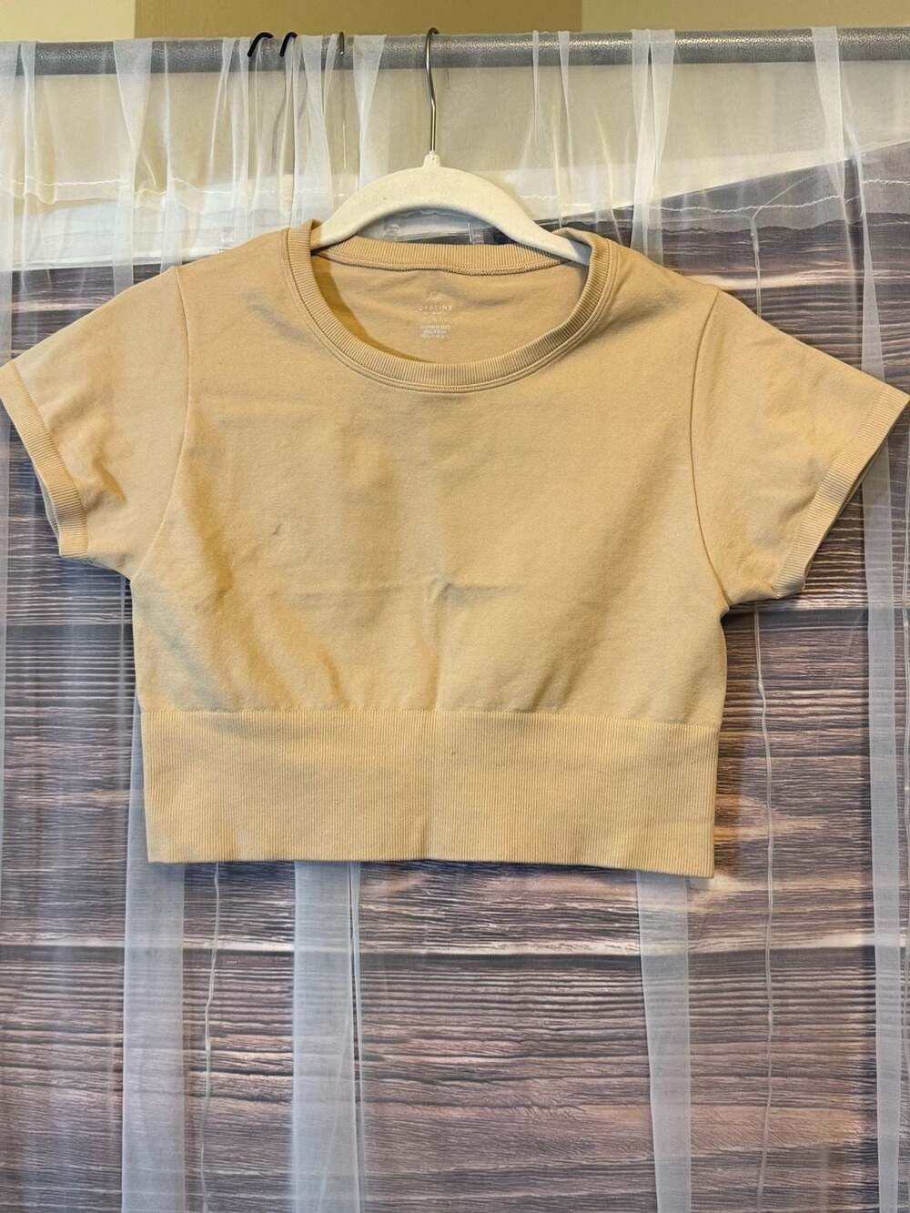 OFFLINE by Aerie Sidewalk Seamless Ribbed Cropped Short Sleeve T-Shirt in Tan